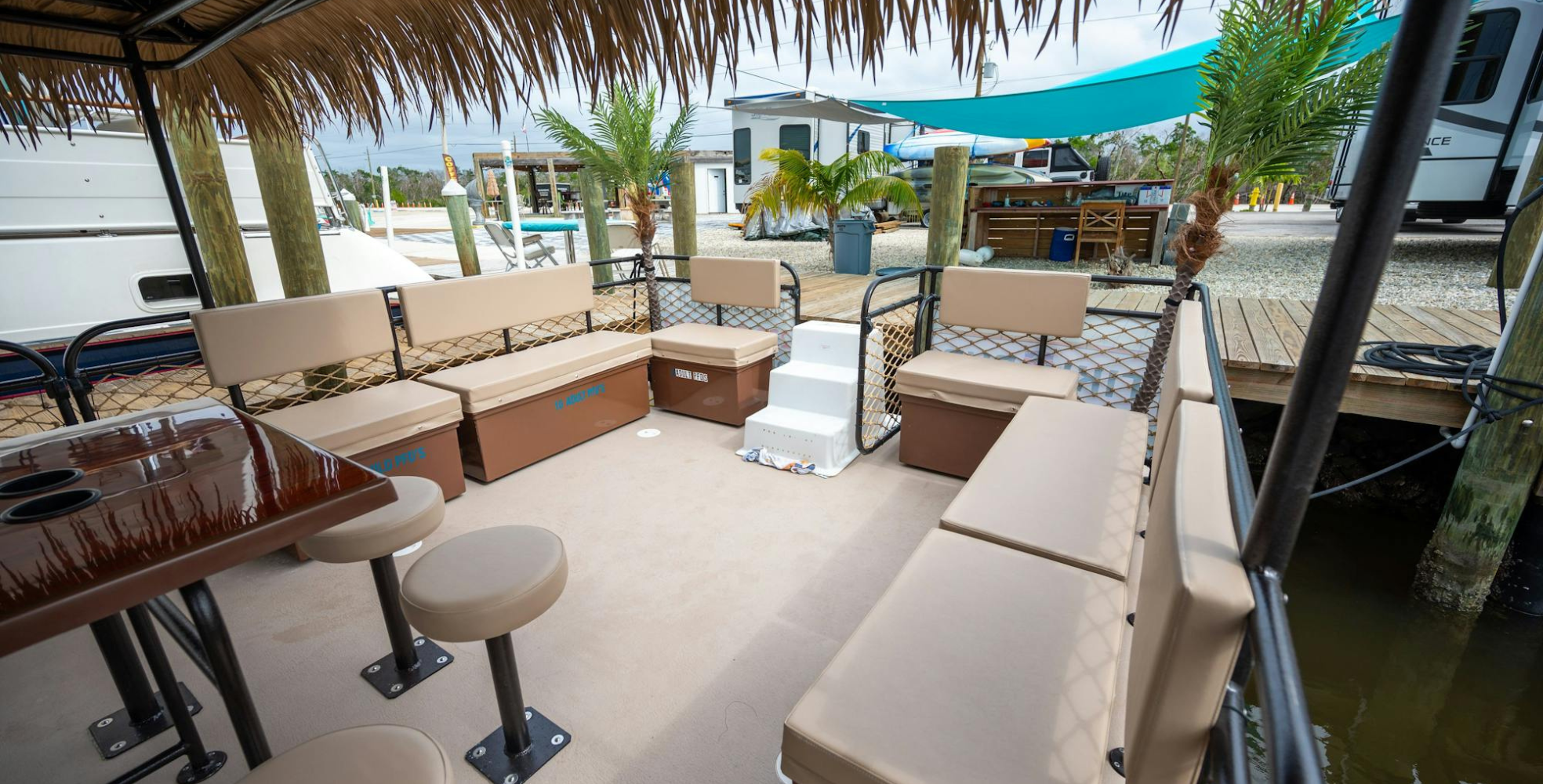 Destin-Tiki-Pub3