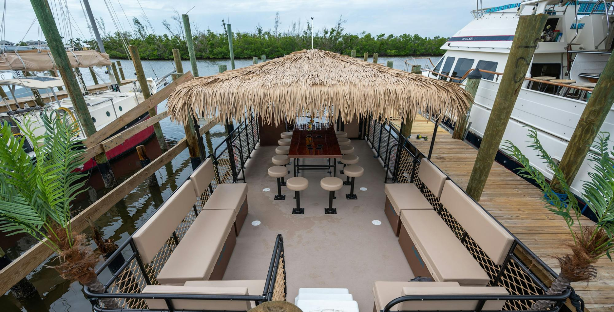Destin-Tiki-Pub5