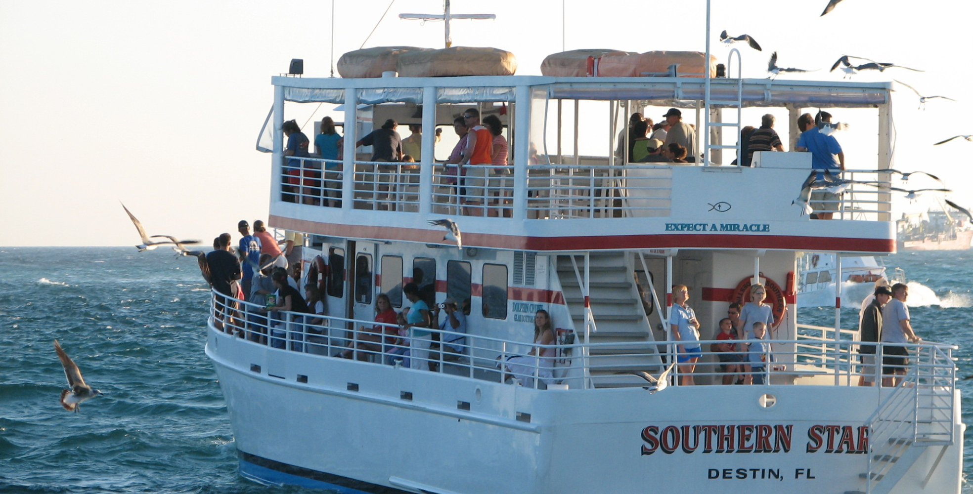 Southern-Star-Cruises