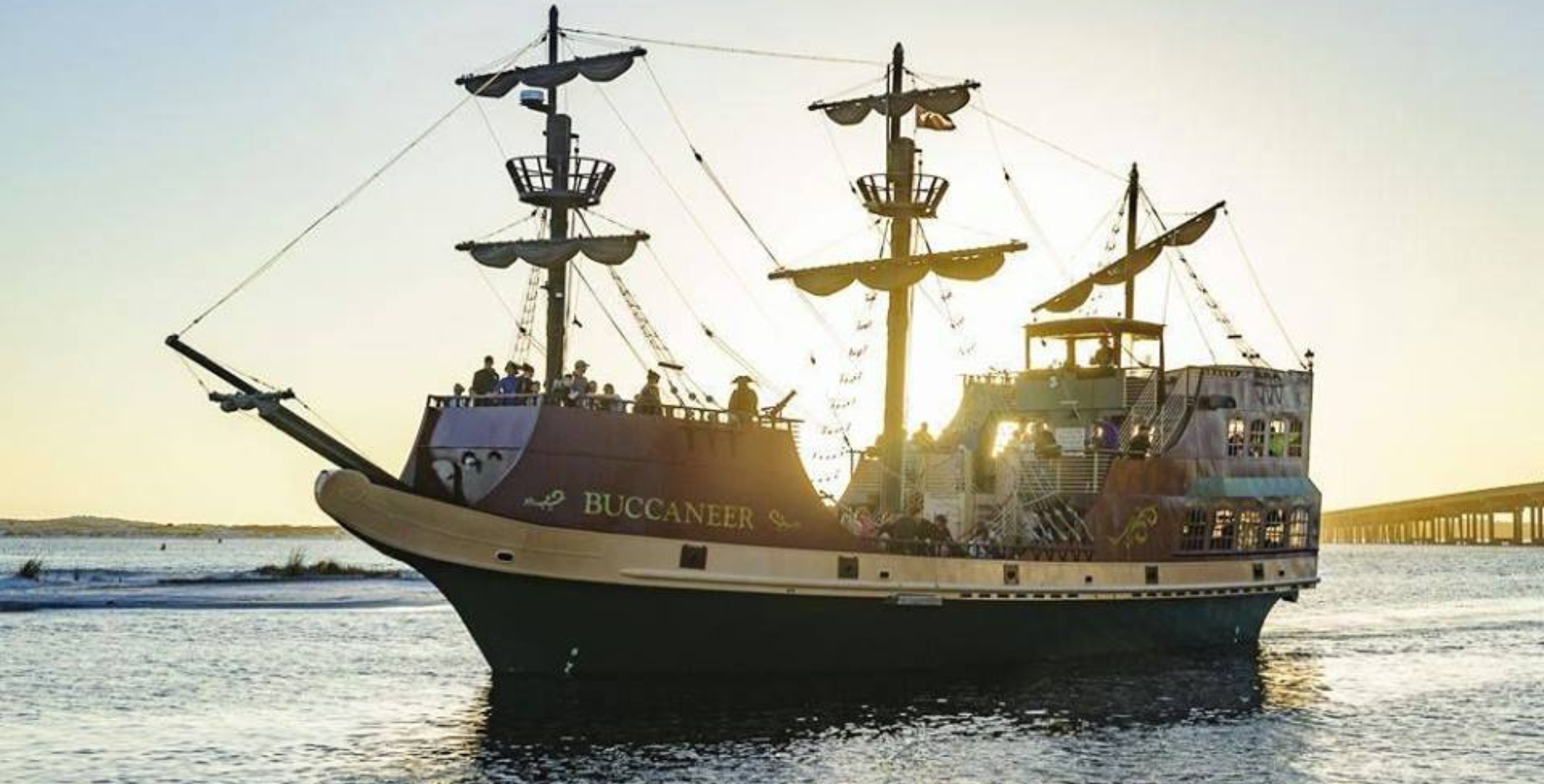 Sunset-Cruise-Pirate-Ship